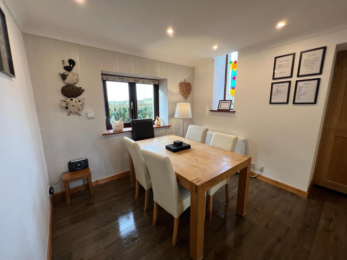 3 Bed Detached Cottage- Log Burner Mountain Views Beaumaris Luaran gambar