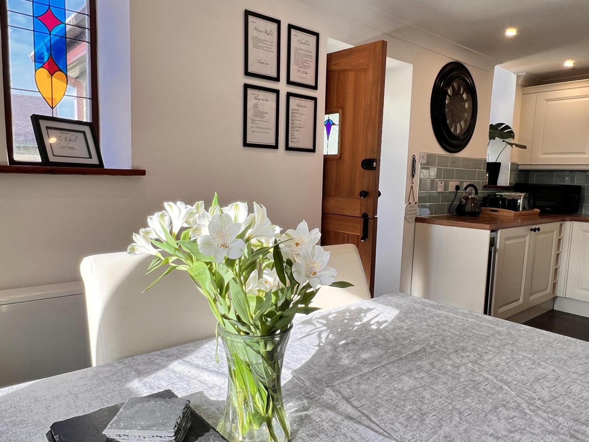 3 Bed Detached Cottage- Log Burner Mountain Views Beaumaris Luaran gambar