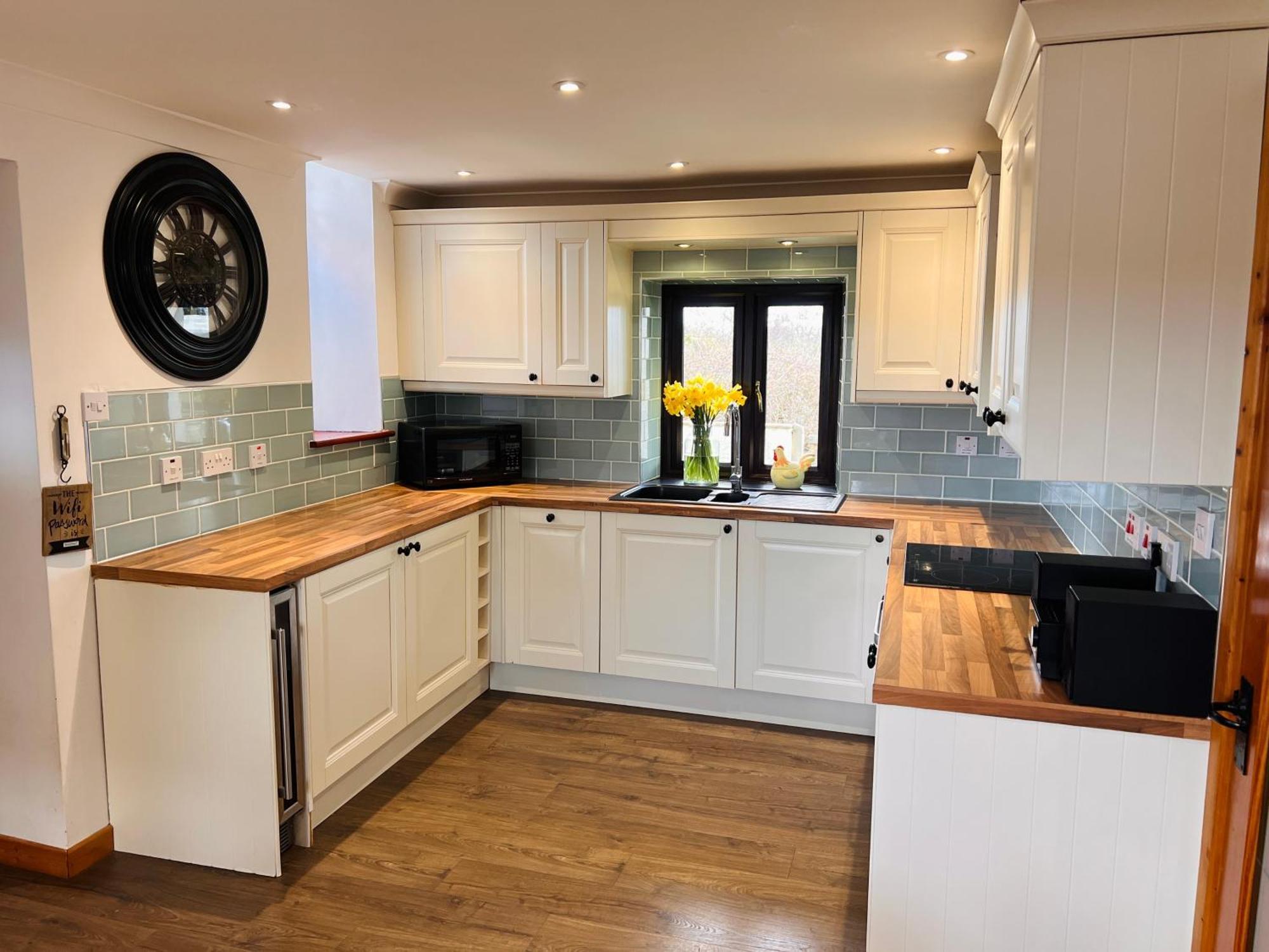 3 Bed Detached Cottage- Log Burner Mountain Views Beaumaris Luaran gambar